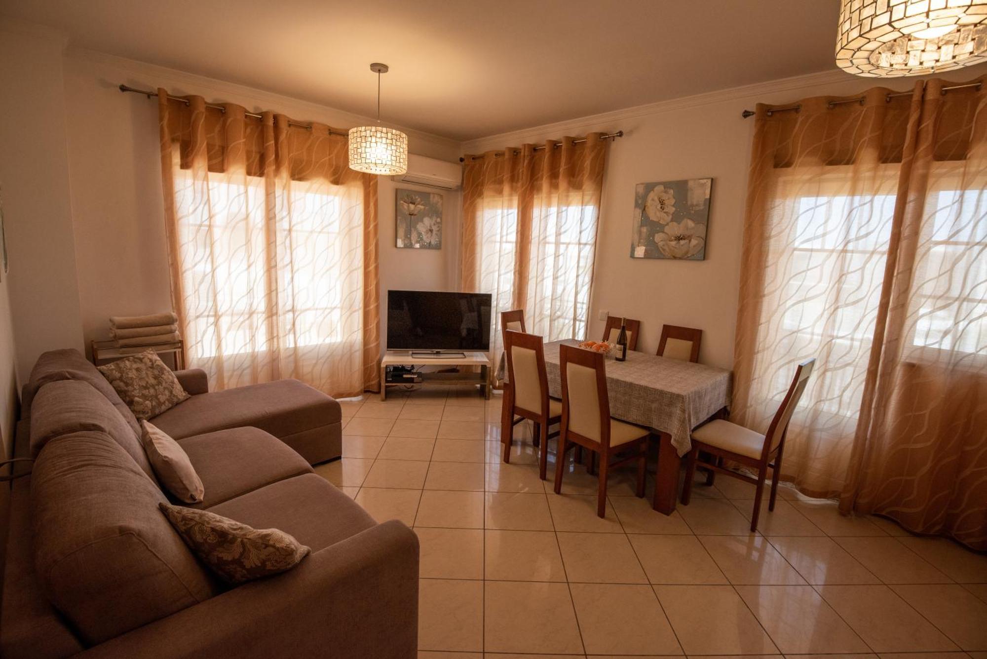 Charm Apartment T2 All With Big Terrace Albufeira Self Check-In Dış mekan fotoğraf